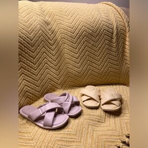 *BUNDLE* 2 pairs of A New Day sandals